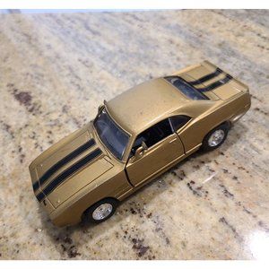 1967 Chevrolet Gold Camaro Z-28 by NEW RAY~ 1999  Die-Cast Car